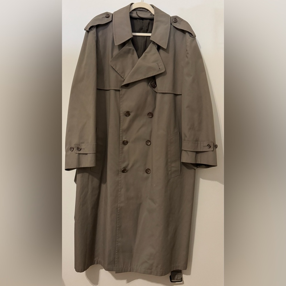London Fog Men’s Long Double-Breasted Belted Trench Coat Size 46R
